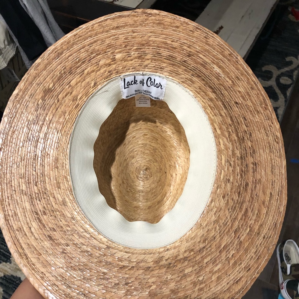 Hat - Picture 4 of 6